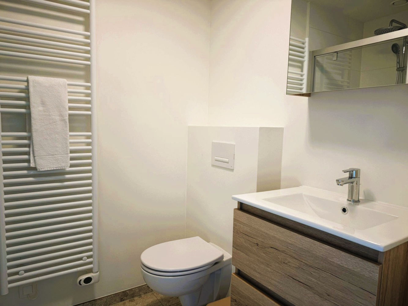 Salle de bain privée dans un logement Short Stay NEST